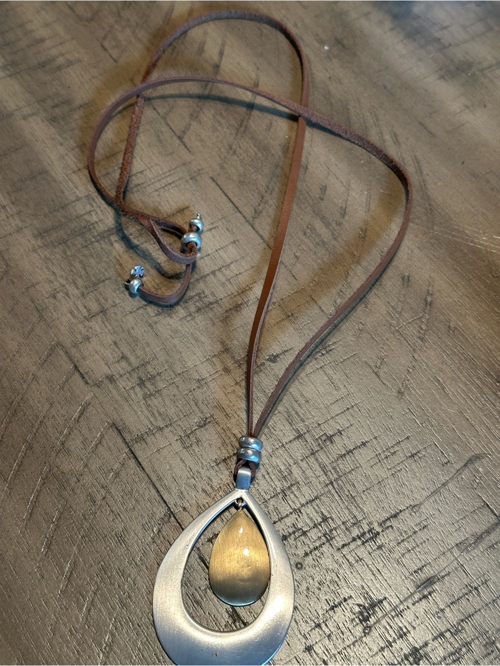 LUCKY BRAND Leather Cord Teardrop Pendant Necklace in Brown